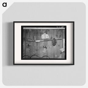 アートポスター-Rifle Above Bed
 - ラッセル リー Poster.