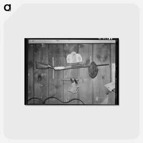 アートポストカード-Rifle Above Bed
 - ラッセル リー Postcard.