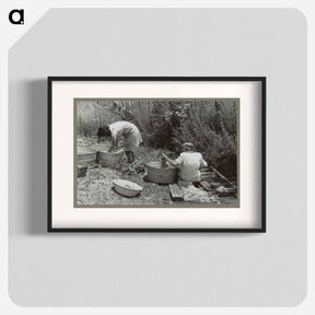 アートポスター-Washing along the irrigation ditch, Chamisal, New Mexico
 - ラッセル リー Poster.