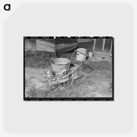 アートポストカード-Doll Buggy on Farm
 - ラッセル リー Postcard.