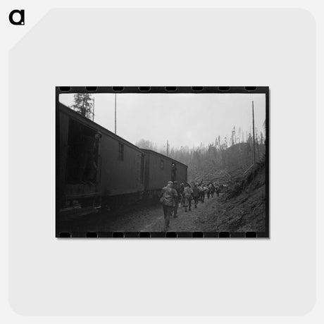 アートポストカード-Lumberjacks Get Off the "Crummies"
 - ラッセル リー Postcard.