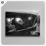 3-15_Leslie-Adkin_canvas