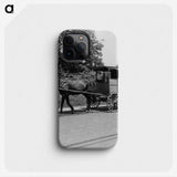3-20_Dorothea-Lange_phone