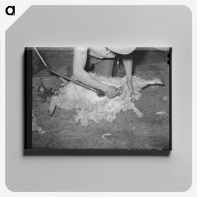 3-27_Russell-Lee_canvas