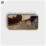 3-2_Eugene-Atget_phone