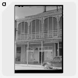 3-32_Marion-Post-Wolcott_picture-crop