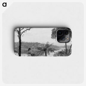 3-35_Leslie-Adkin_phone