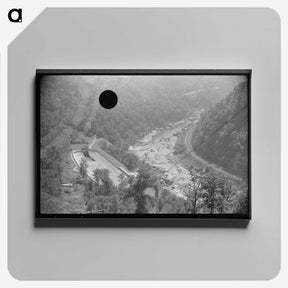 3-35_Marion-Post-Wolcott_canvas
