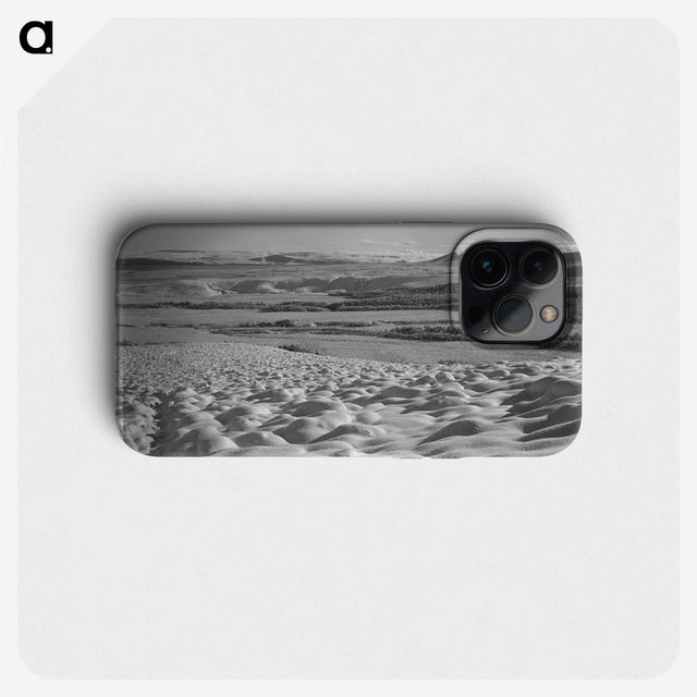 3-37_Leslie-Adkin_phone