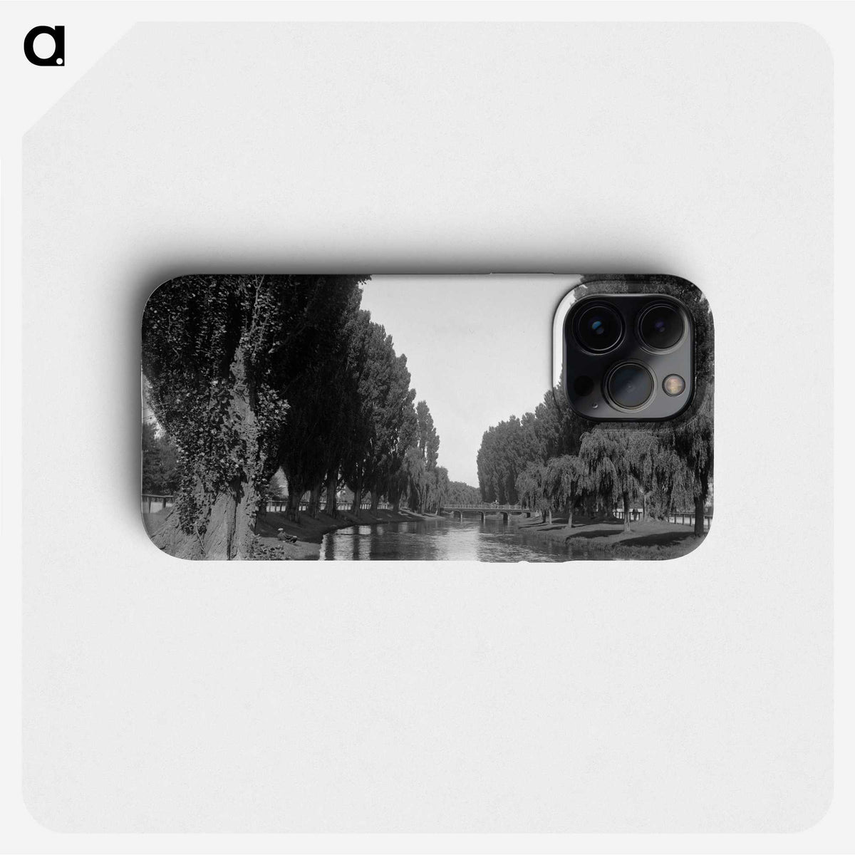 3-41_Leslie-Adkin_phone