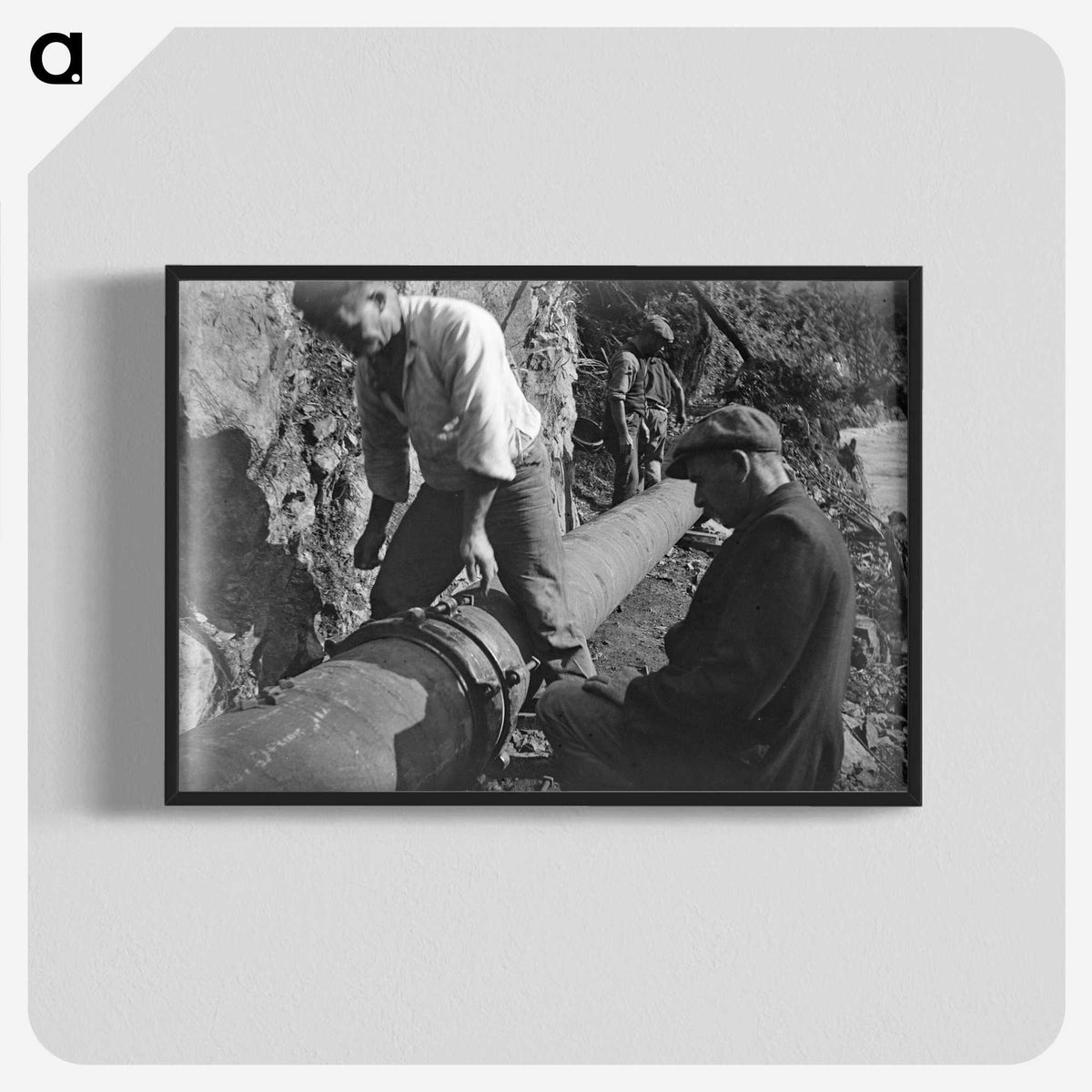 3-45_Leslie-Adkin_blk-crop