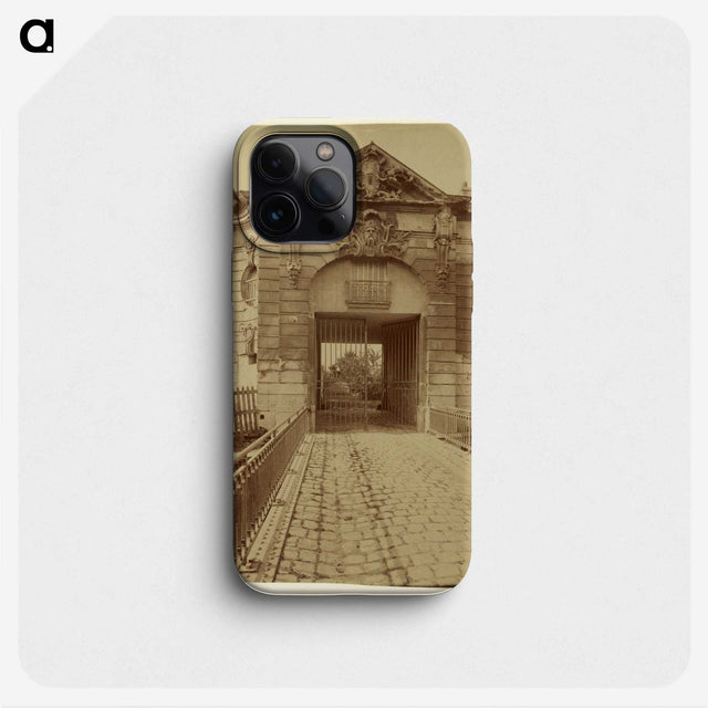 3-4_Eugene-Atget_phone