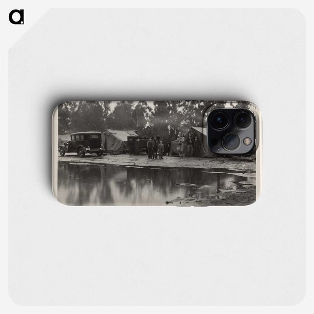 3-6_Dorothea-Lange_phone