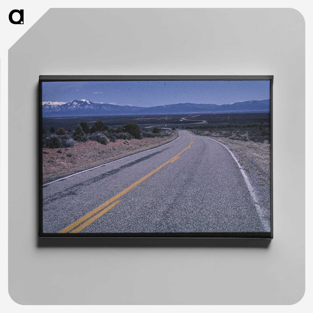 3-72_John-Margolies_canvas