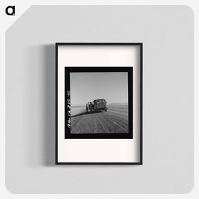 アートポスター-Oklahoma sharecropper entering California stalled on the desert with his wife and four children - ドロテア ラング Poster.