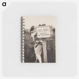 アートメモ帳-Woman with No Trespassing Sign
 - セントルイス美術館 Memo.