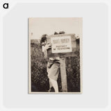 アートポストカード-Woman with No Trespassing Sign
 - セントルイス美術館 Postcard.