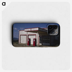 3-82_John-Margolies_phone