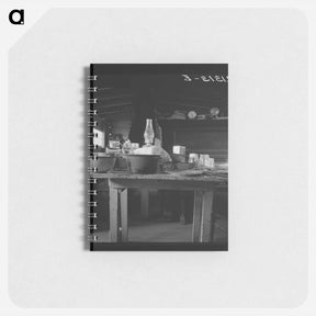 アートメモ帳-Interior of Dougherty basement house - ドロテア ラング Memo.