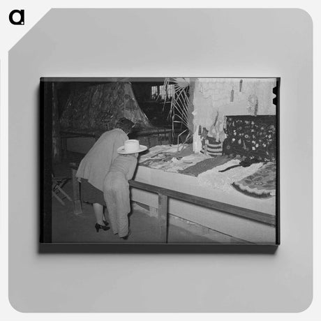 アートパネル-Needle Work Exhibit
 - ラッセル リー Canvas.