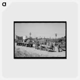 アートポストカード-Farmers Leaving Liquid Feed Loading Station
 - ラッセル リー Postcard.