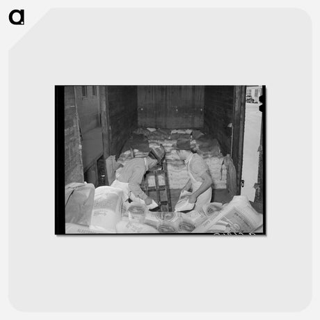 アートポストカード-Unloading Flour in San Angelo
 - ラッセル リー Postcard.