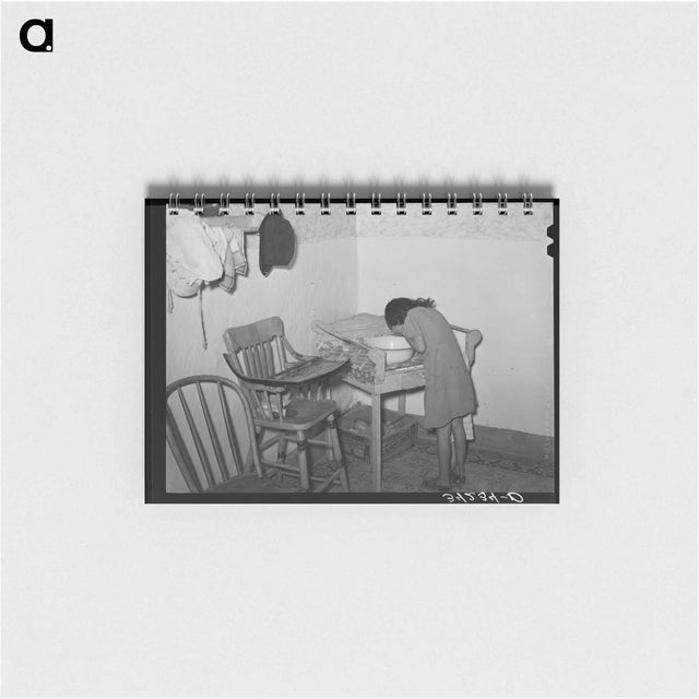 アートメモ帳-Spanish-American Girl Washing
 - ラッセル リー Memo.