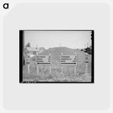 アートポストカード-Craigmont Highway Sign
 - ラッセル リー Postcard.