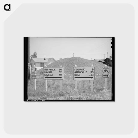 アートポストカード-Craigmont Highway Sign
 - ラッセル リー Postcard.