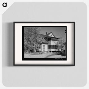 アートポスター-Back of Farmhouse
 - ラッセル リー Poster.