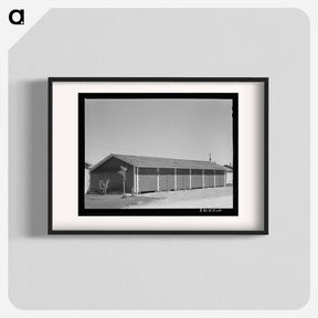 アートポスター-Farm Workers' Garages
 - ラッセル リー Poster.