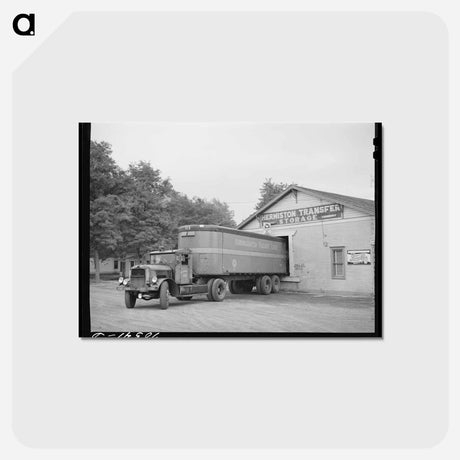アートポストカード-Hermiston Supply Trucks
 - ラッセル リー Postcard.