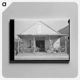 アートパネル-Wagons on a Louisiana Porch
 - ラッセル リー Canvas.