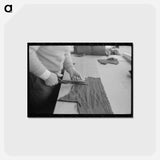 アートポストカード-Cutter's Hands
 - ラッセル リー Postcard.