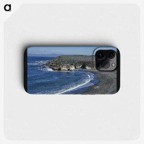4-2_John-Margolies_phone