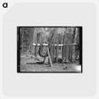アートポストカード-Chains at Lumber Camp
 - ラッセル リー Postcard.