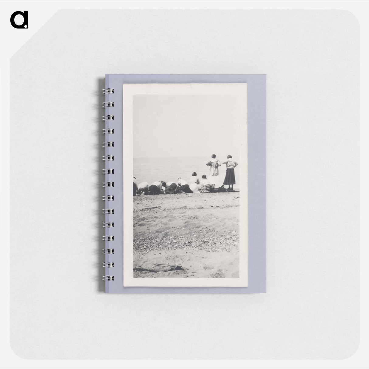 アートメモ帳-People on the Beach Mooning Camera
 - セントルイス美術館 Memo.