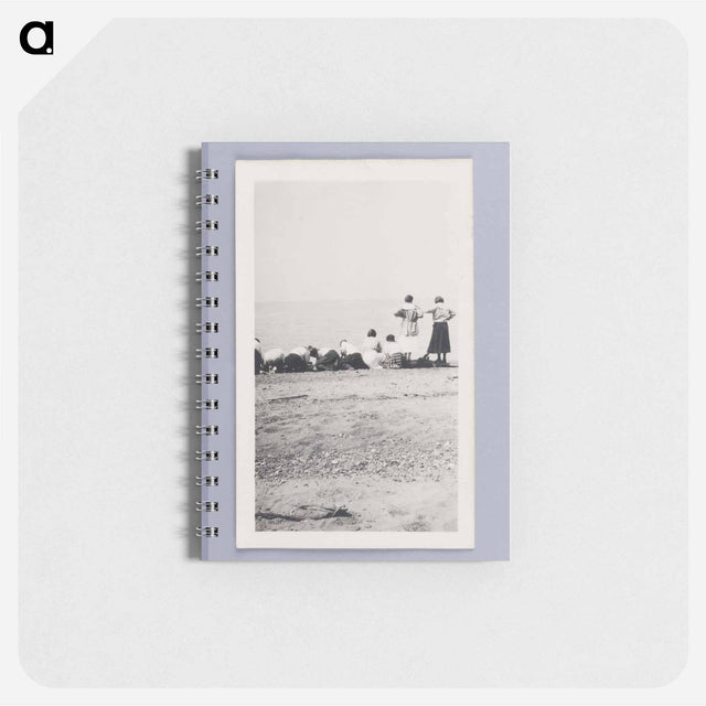 アートメモ帳-People on the Beach Mooning Camera
 - セントルイス美術館 Memo.