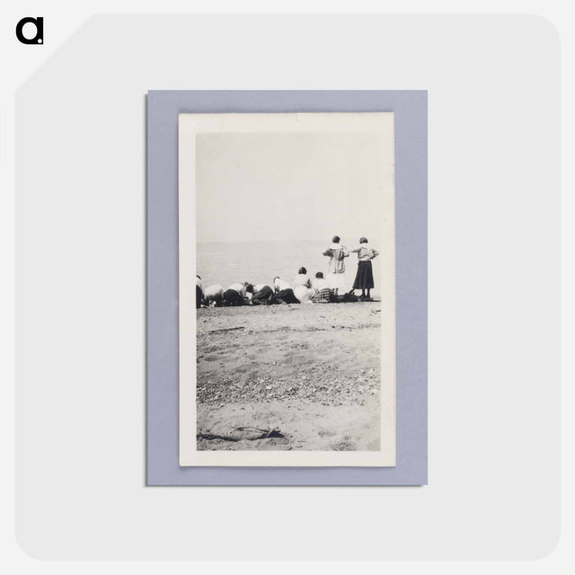 アートポストカード-People on the Beach Mooning Camera
 - セントルイス美術館 Postcard.