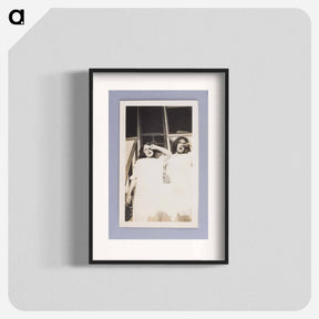 アートポスター-Two Girls on Porch Steps Yawning
 - セントルイス美術館 Poster.