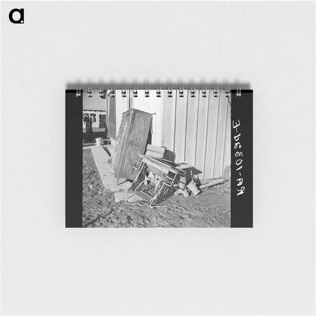 アートメモ帳-Flood Damaged Furniture
 - ラッセル リー Memo.