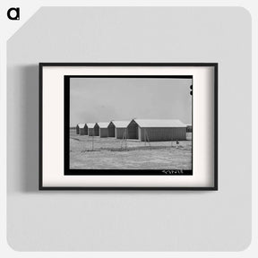 アートポスター-Migrant Camp Isolation Units
 - ラッセル リー Poster.