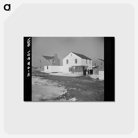 アートポストカード-Greendale Model House Visitors
 - ラッセル リー Postcard.