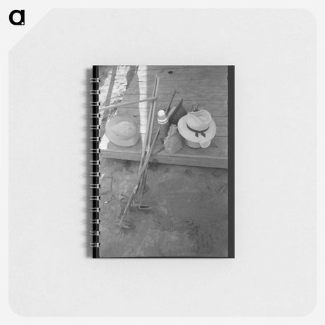 アートメモ帳-Nyssa Camp Belongings
 - ラッセル リー Memo.