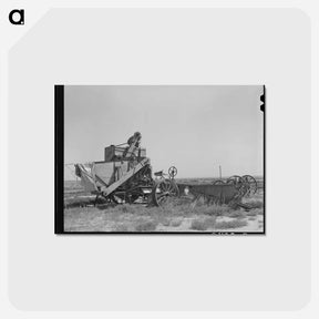 アートポストカード-Old Combine, Gray County
 - ラッセル リー Postcard.
