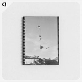 アートメモ帳-Concrete Bucket Over Shasta Dam
 - ラッセル リー Memo.
