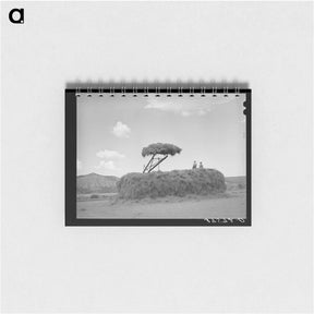 アートメモ帳-Stacking Hay
 - ラッセル リー Memo.