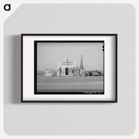 アートポスター-Grocery Store and Filling Station in the High Plains
 - ラッセル リー Poster.
