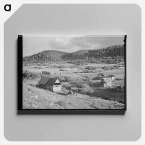 アートパネル-Farming Country at Llano de San Juan
 - ラッセル リー Canvas.