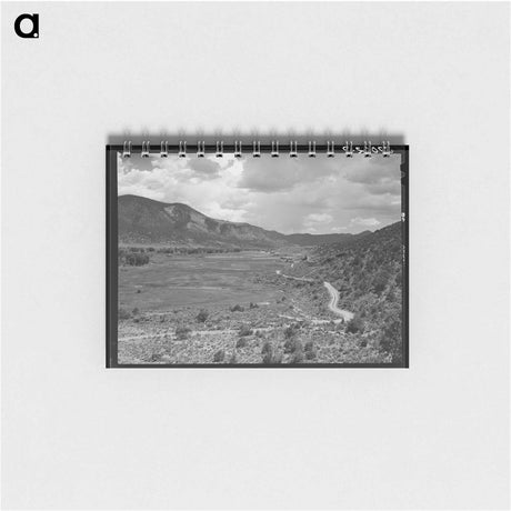 アートメモ帳-Valley of the Rio Costilla
 - ラッセル リー Memo.